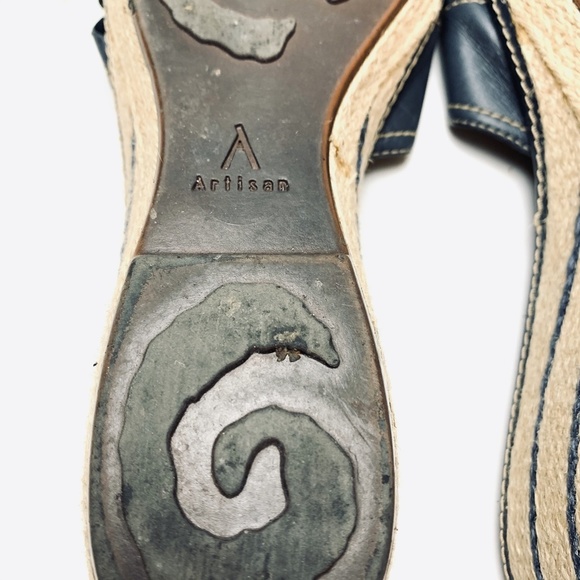 CLARKS ARTISAN Navy Leather Espadrille Sandals 11 - Picture 12 of 12